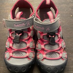 Kamik Kids' Water Shoes in Pink and Gray